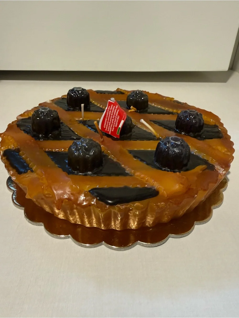 Moda Domus Crostada pie candle- NWT